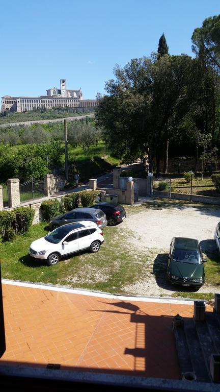 מלון Assisi Garden מראה חיצוני תמונה